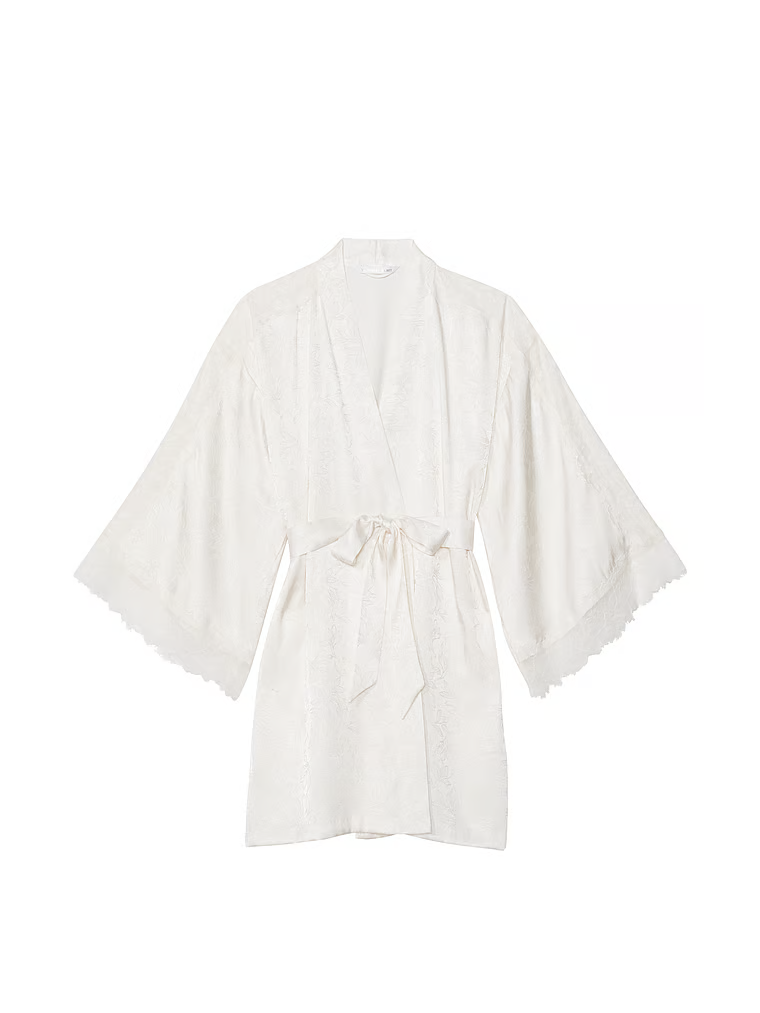 Сатиновий халат Luxe Satin Jacquard Lace Inset Robe Coconut White від Victoria's Secret