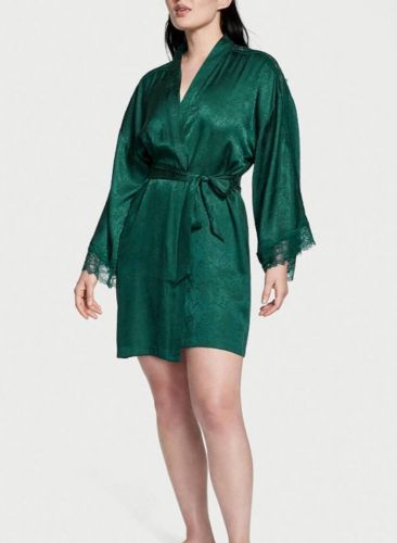 Атласний халат Lace Inset Robe Deepest Green від Victoria's Secret