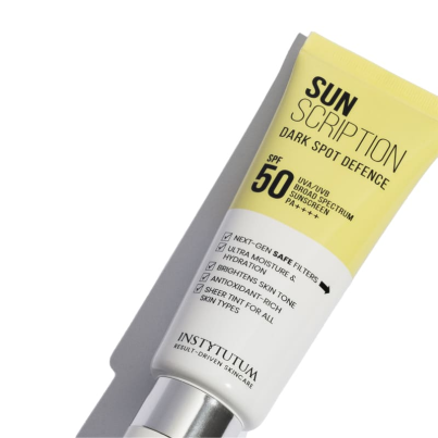 Сонцезахисний крем з освітлюючим ефектом Sunscription Dark Spot Defence SPF 50 INSTYTUTUM